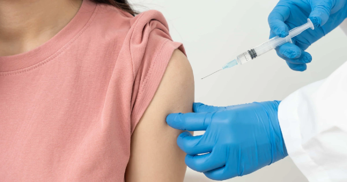 Patient receiving Vitamin D3 Injection in Lee's Summit, MO from a healthcare professional